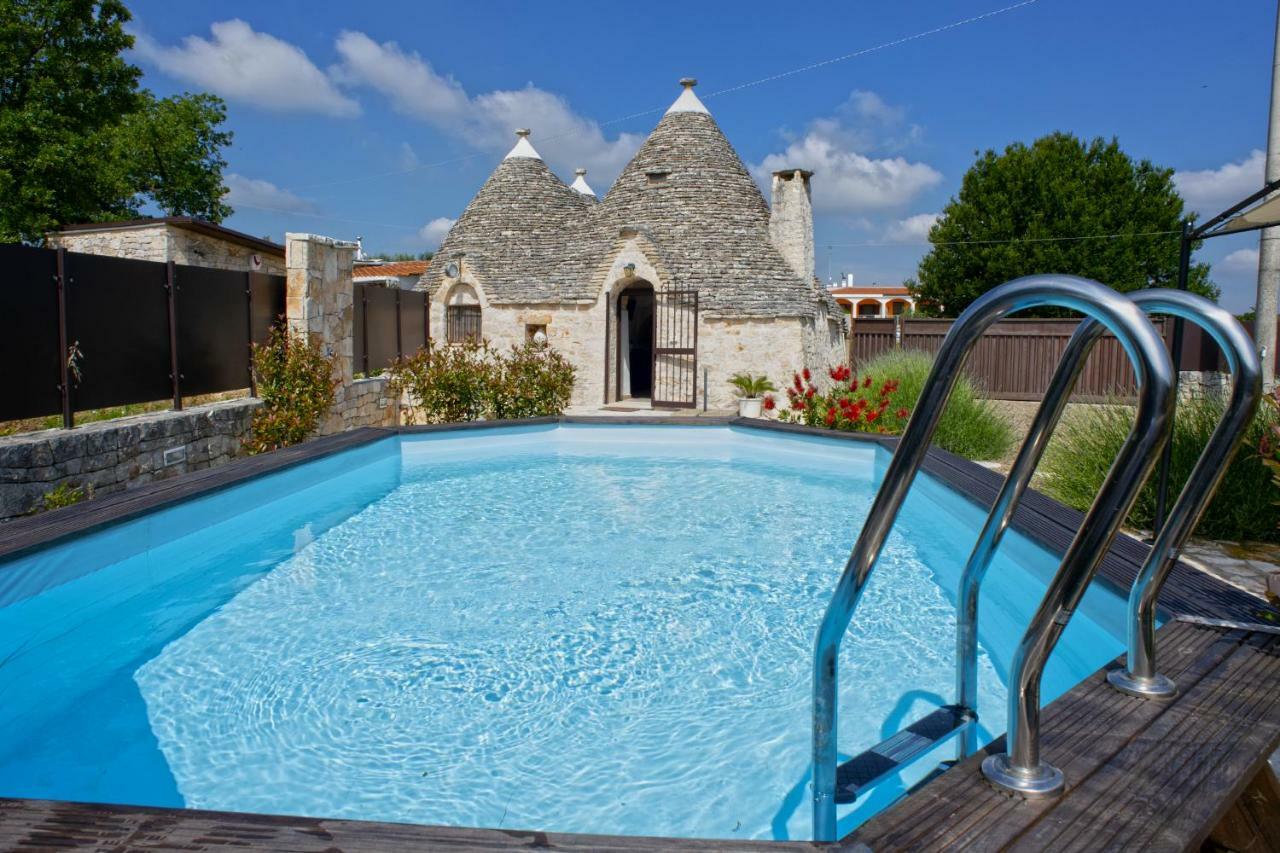 Вилла I Trulli Di Ginevra Альберобелло Экстерьер фото