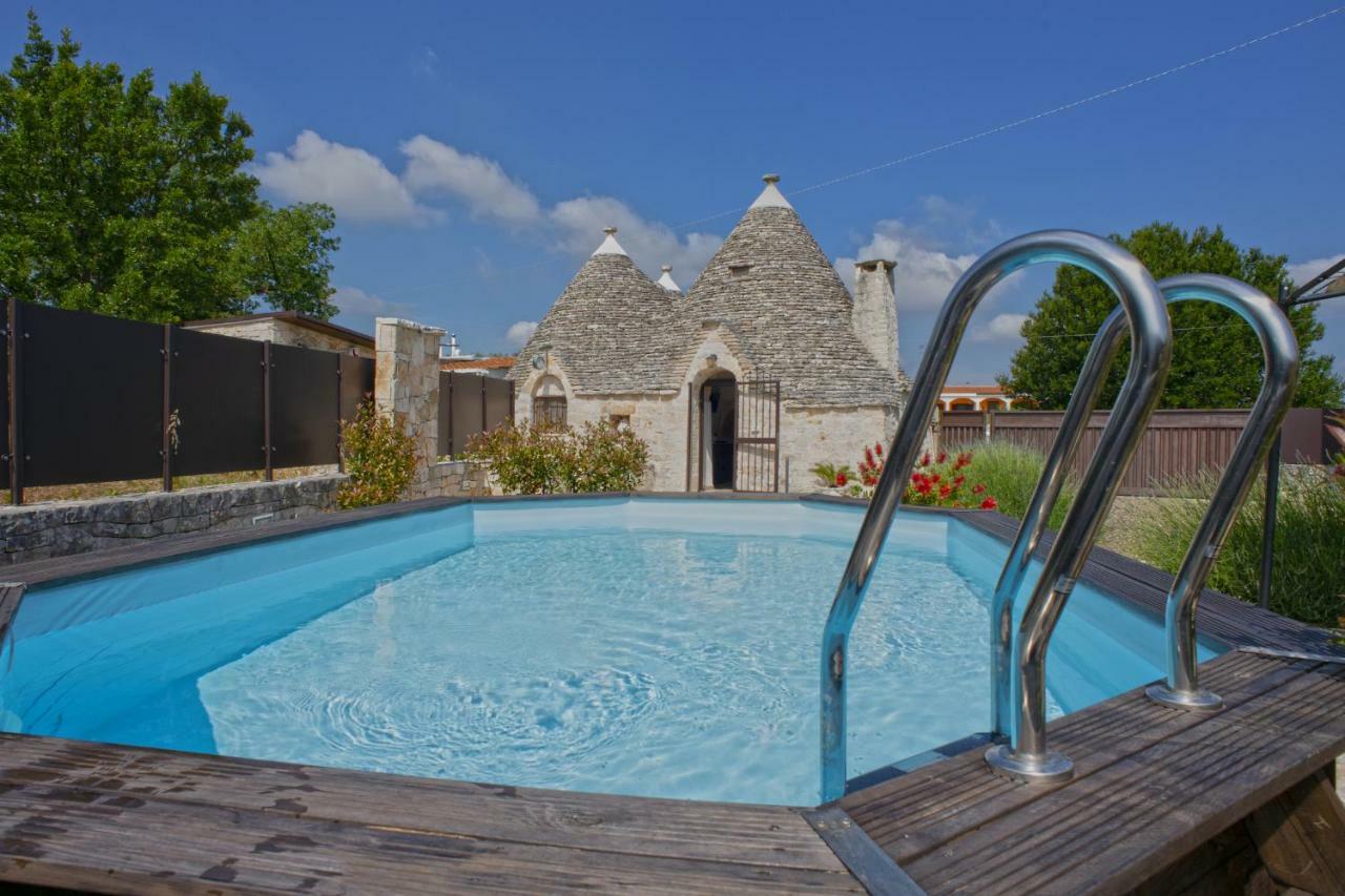 Вилла I Trulli Di Ginevra Альберобелло Экстерьер фото